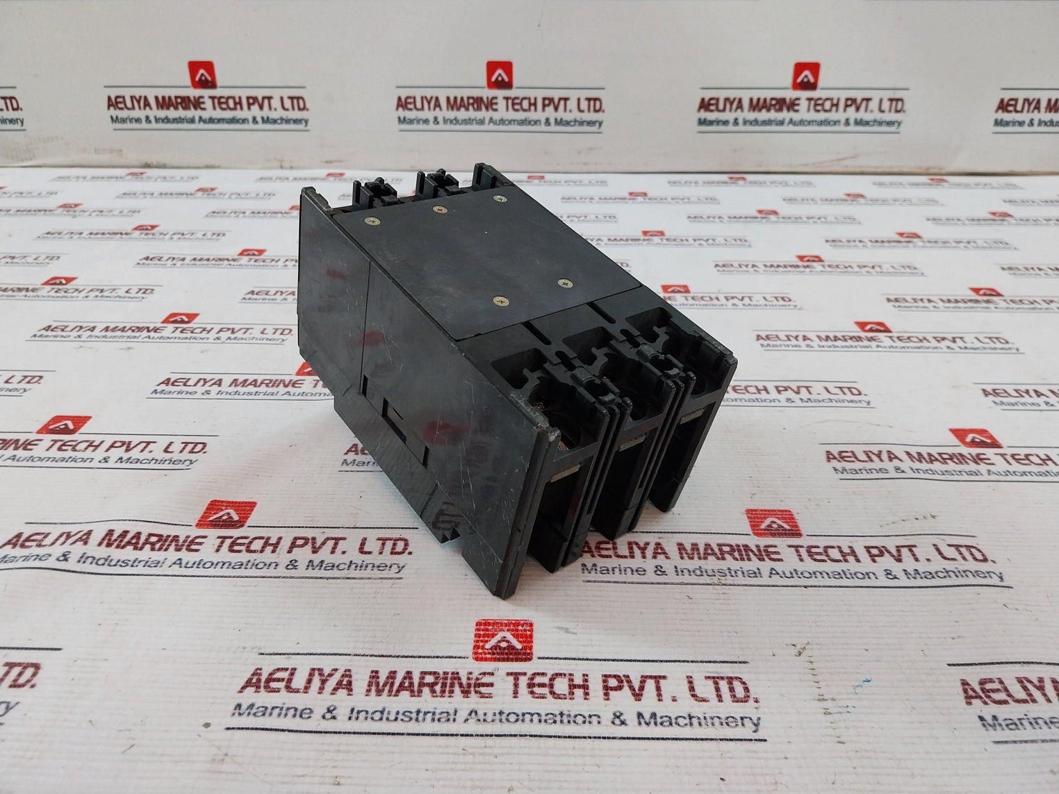 Mitsubishi Nf100-sh No-fuse Breaker 3 Pole, 30 Amp 660V Nk 86T205