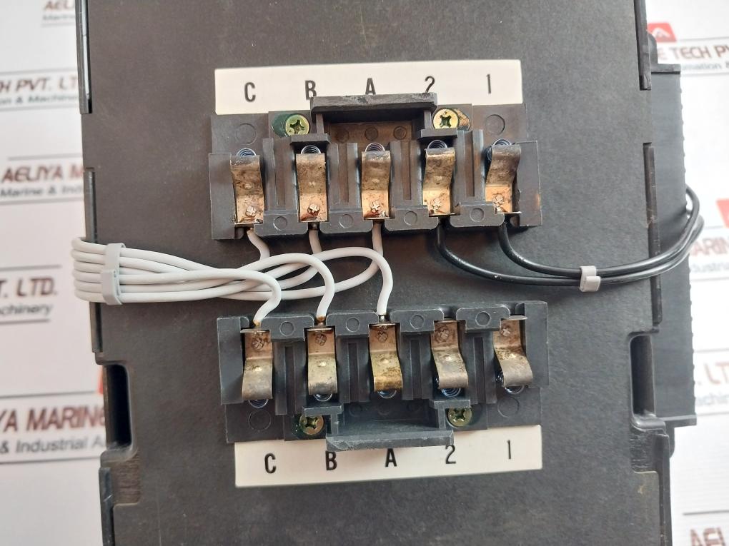 Mitsubishi Nf400-ss No-fuse Circuit Breaker Ac 660V