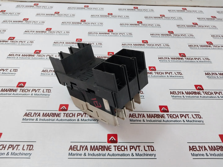 Mitsubishi Nf63-sv 3 Pole Circuit Breaker 60A Ac200V 14Ka