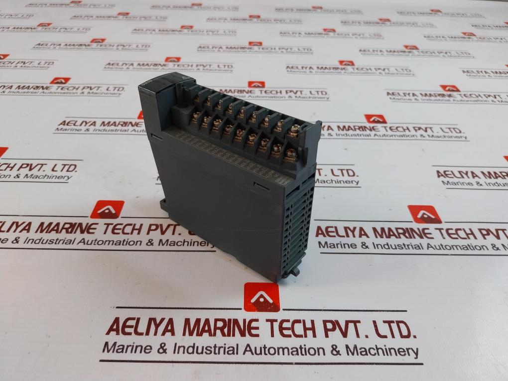 Mitsubishi Qx10 Plc I/O Module For Use With Melsec Q Series 100-120Vac ...
