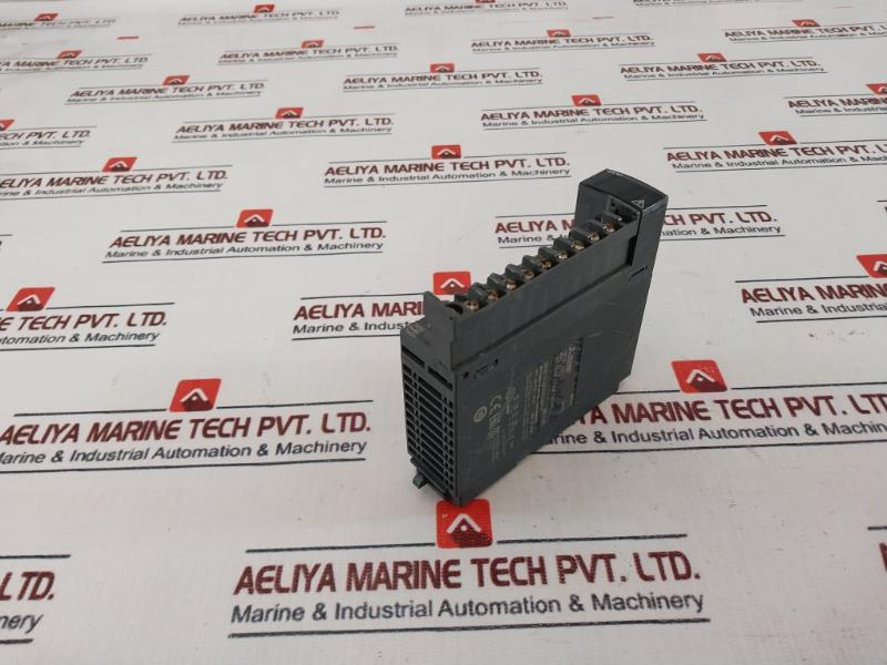 Mitsubishi Qx10 Plc I/O Module For Use With Melsec Q Series 100Vac 7Ma 50Hz