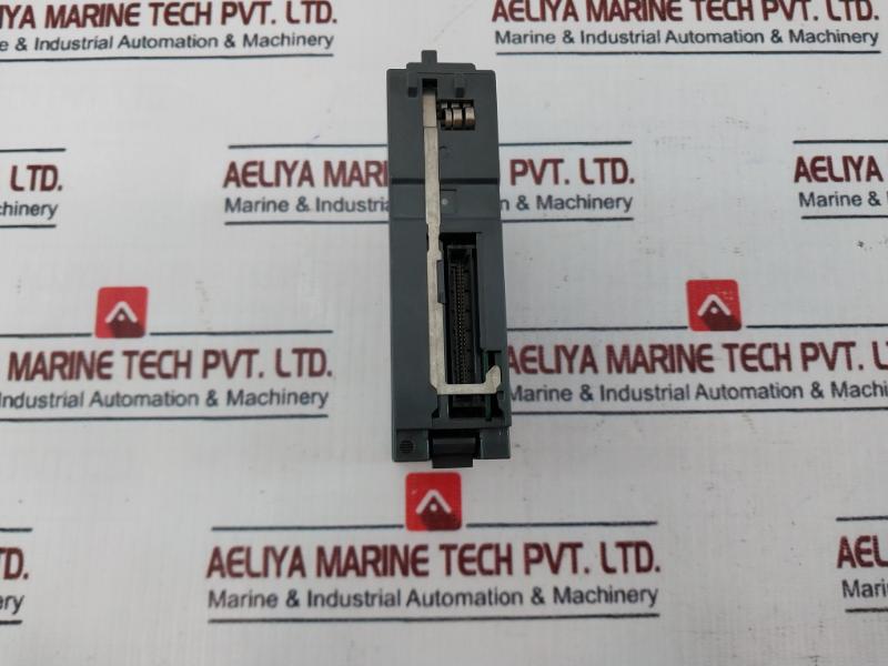 Mitsubishi Qx80 Plc I/O Module For Use With Melsec Q Series 100Vac 8Ma 60Hz