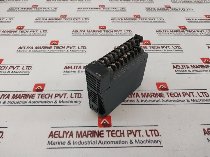 Mitsubishi Qx80 Plc I/O Module For Use With Melsec Q Series 100Vac 8Ma 60Hz