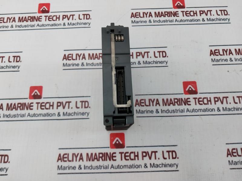 Mitsubishi Qx80 Plc I/O Module For Use With Melsec Q Series 24Vdc 4Ma