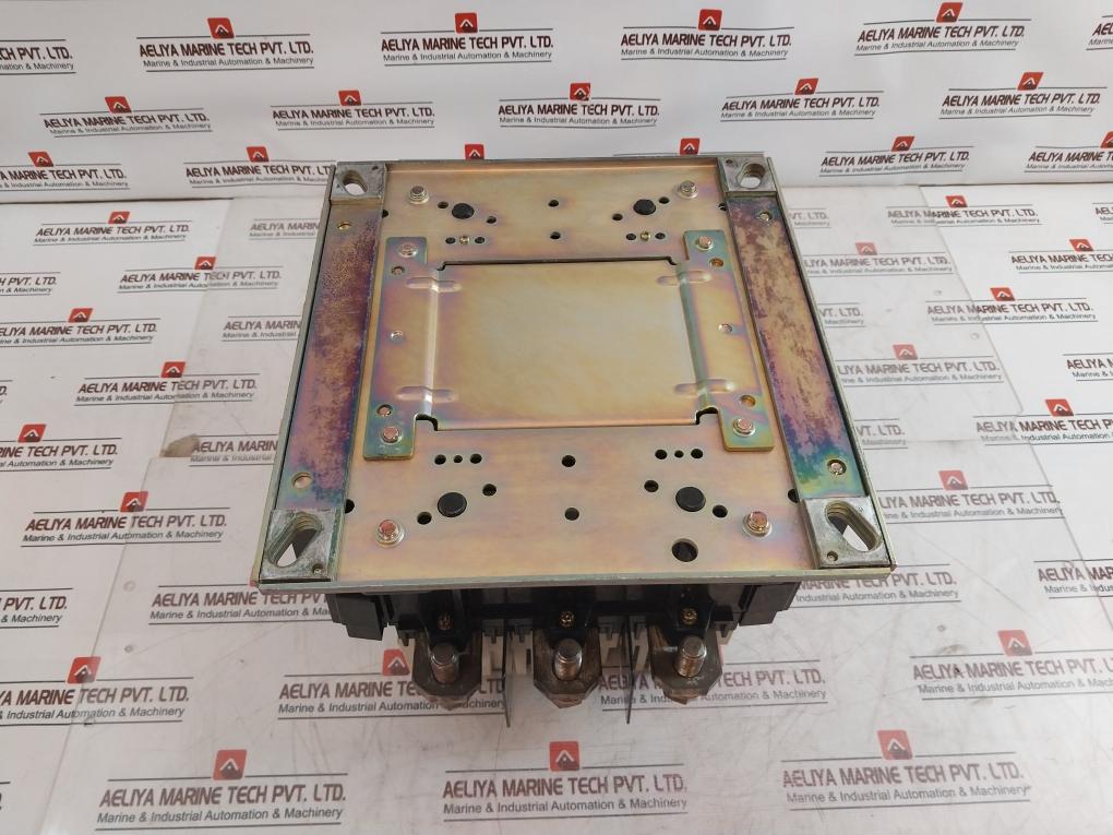 Mitsubishi S-n600 Magnetic Contactor 660A 50/60Hz