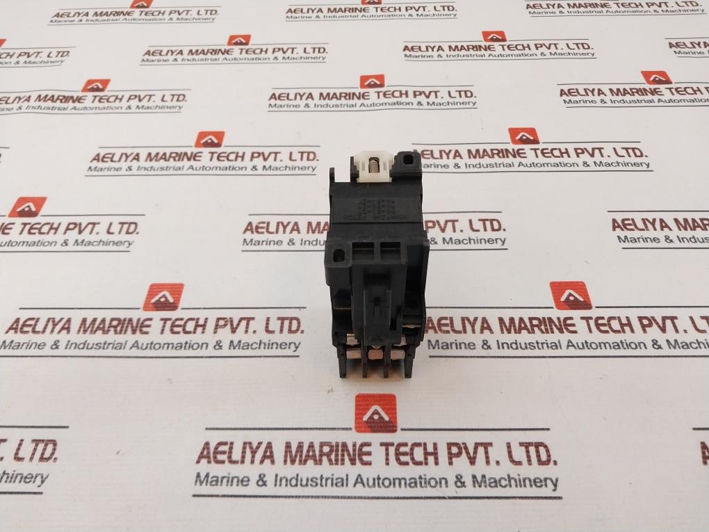 Mitsubishi Sr-k6 3A3B Magnetic Contactor 16A 100V
