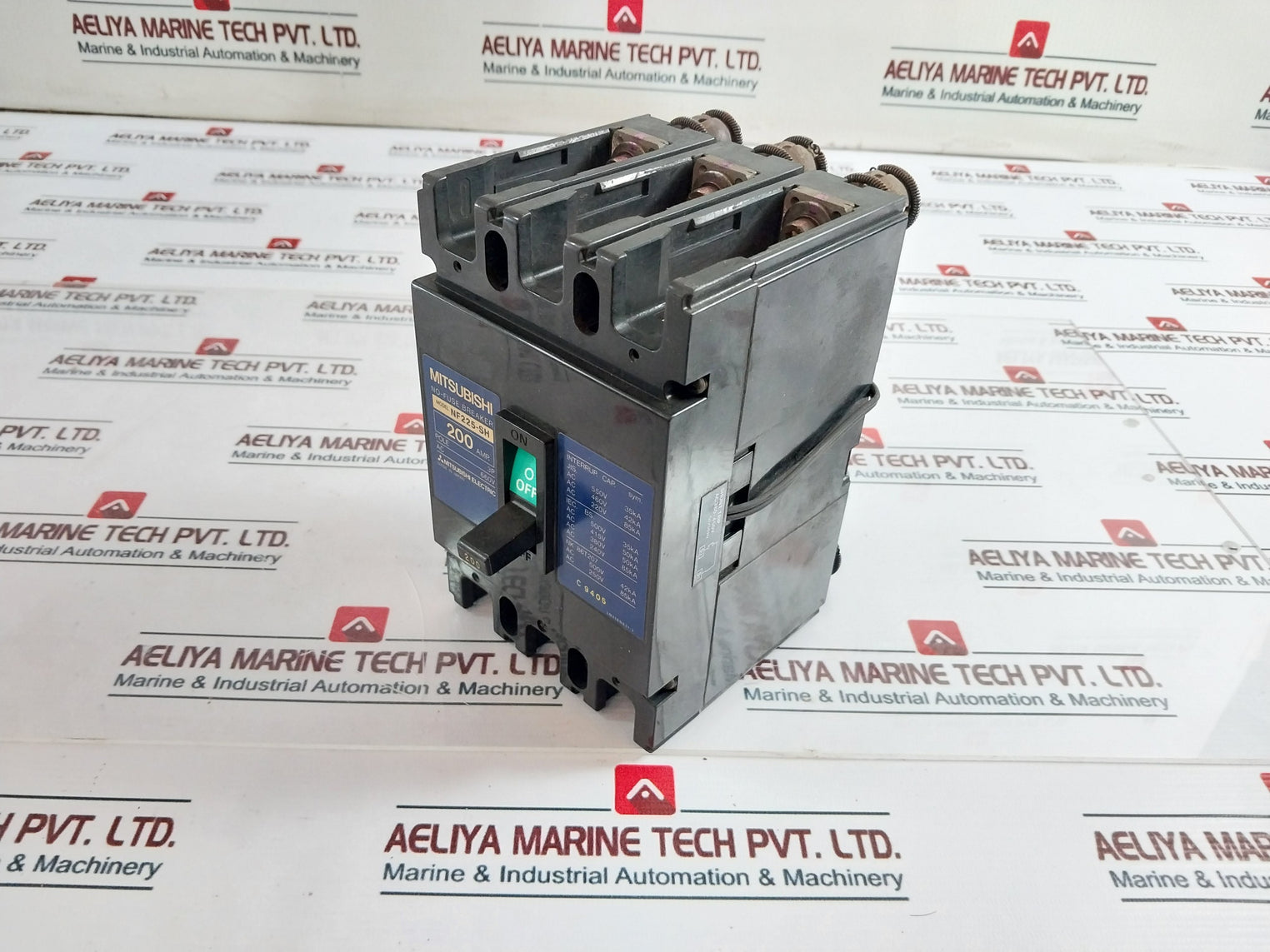 Mitsubishi Electric NF225-SH 3 Pole No-fuse Circuit Breaker 660VAC 200A 50/60Hz