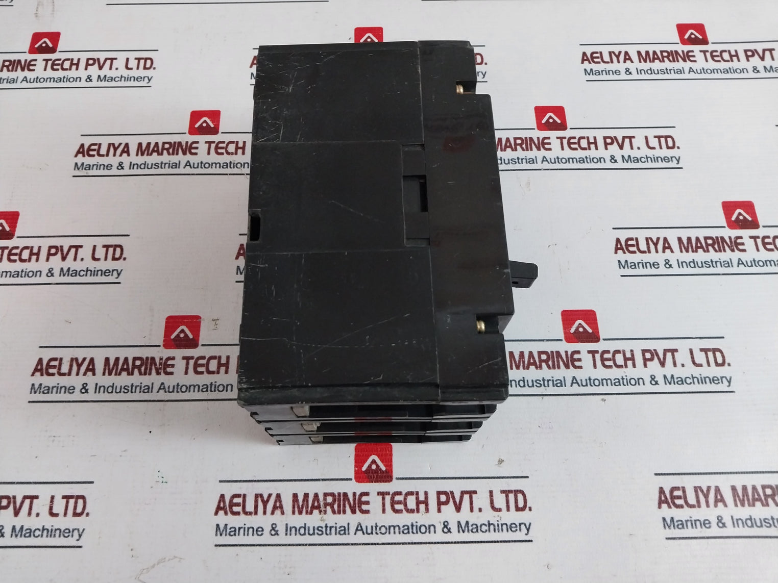 Mitsubishi Electric Nf225-sh 3 Pole No-fuse Circuit Breaker 200 A 660Vac