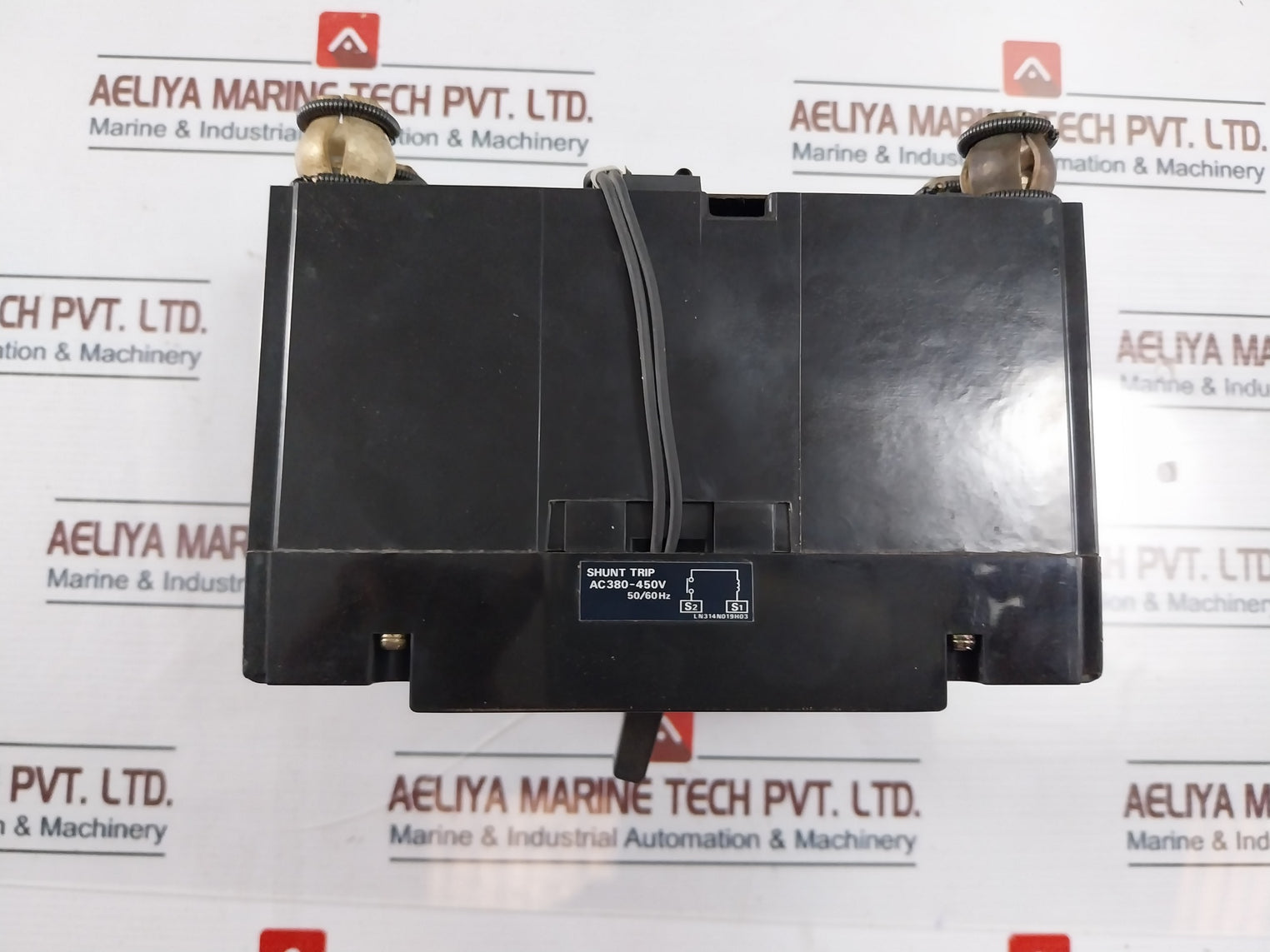 Mitsubishi Electric Nf225-sh No-fuse Breaker 150A 3-pole 660V Ac