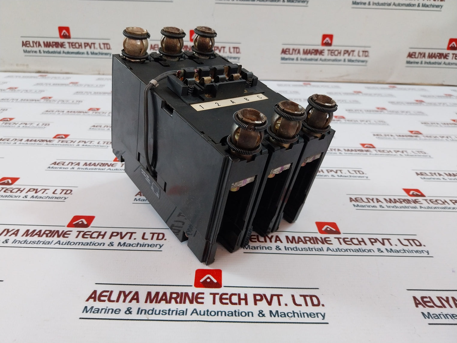 Mitsubishi Electric NF225-SH No-Fuse Breaker 150 Amp AC 660V