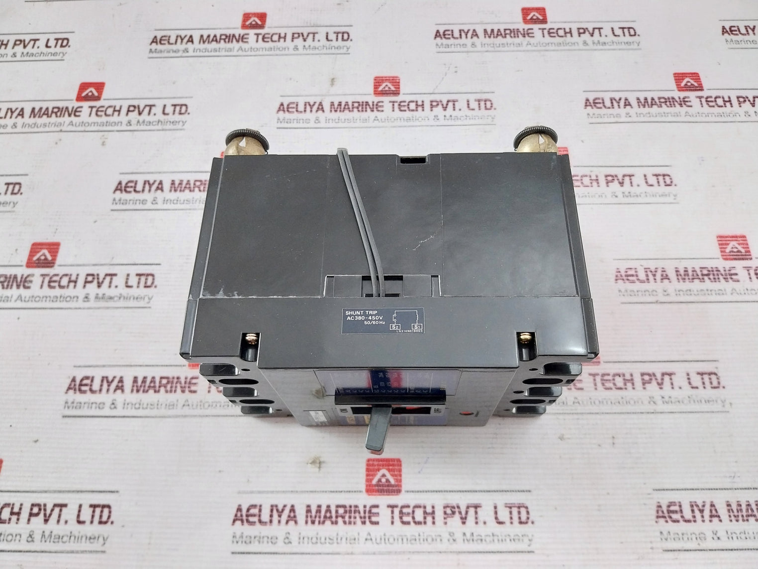 Mitsubishi Electric NF225-SH No-Fuse Breaker 3-Pole 225A 660V AC