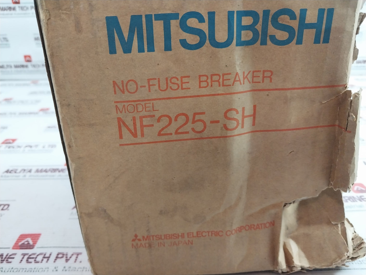Mitsubishi Nf225-sh 3 Pole No-fuse Circuit Breaker 200 A 380-450v 50/60hz