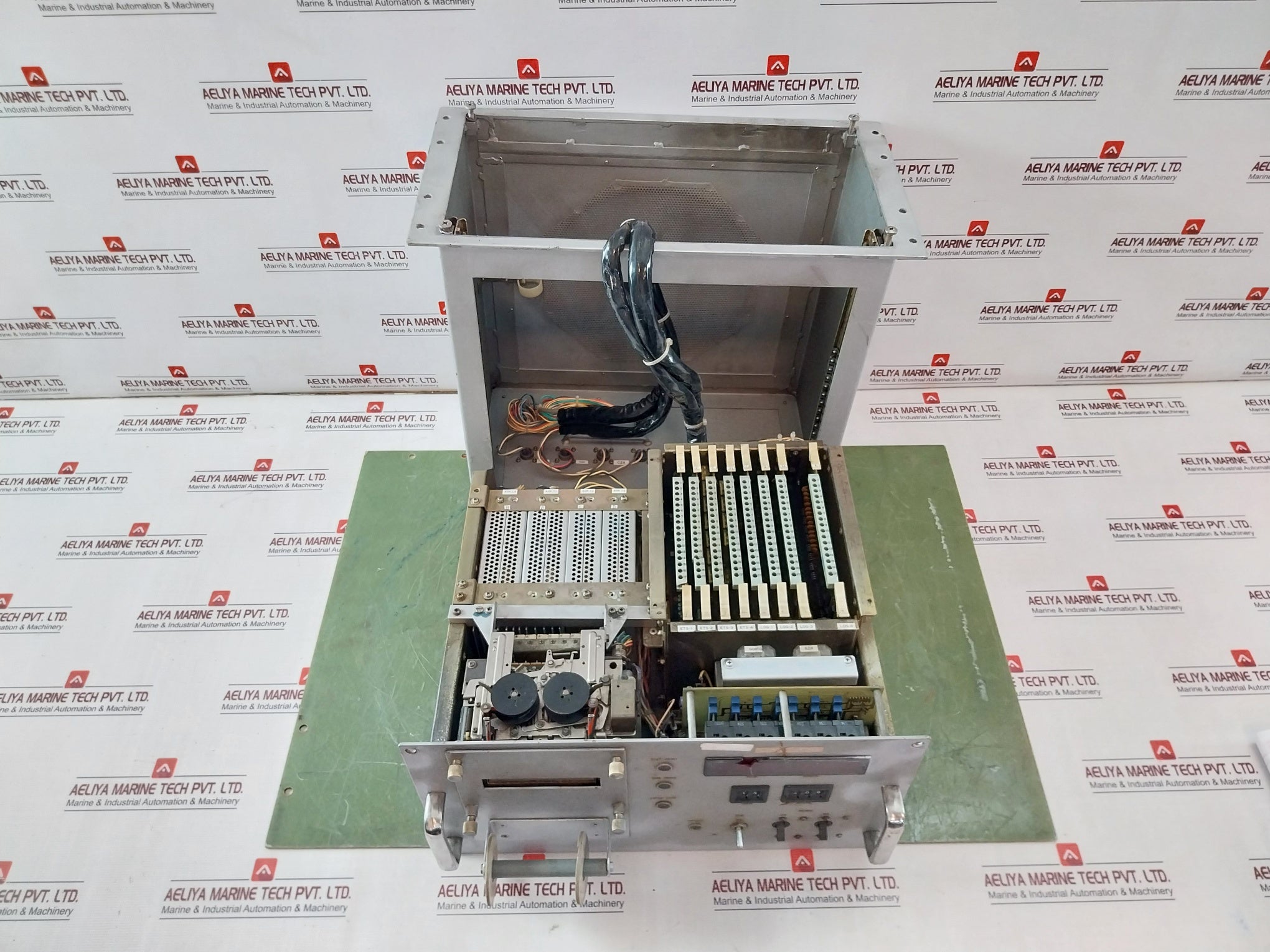 Mitsui Mtc-1 Electronic Governor Dc 18-36V Dke15B-15 Ac100V E-5324