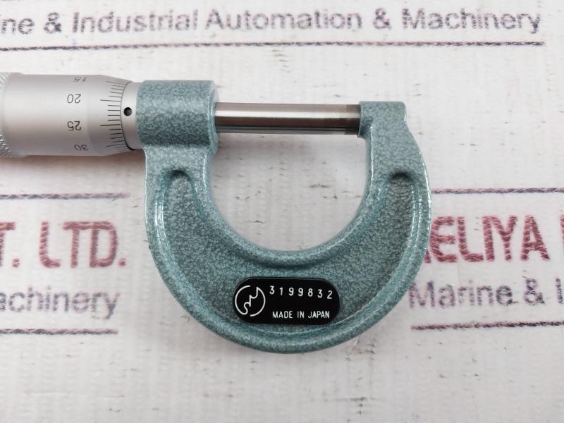 Mitutoyo 103-137 M110-25 Outside Micrometer 0-25Mm 0.01Mm