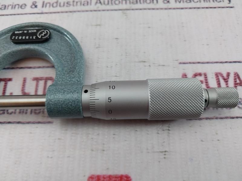 Mitutoyo 103-137 M110-25 Outside Micrometer 0-25Mm 0.01Mm