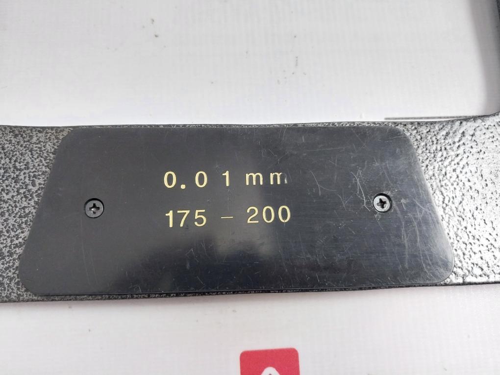 Mitutoyo 167-144 Micrometer Set 200Mm 175Mm 167-104