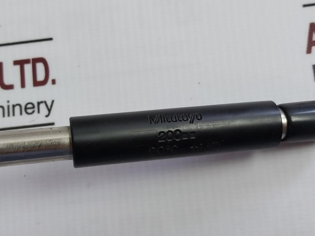 Mitutoyo 167-144 Micrometer Set 200Mm 175Mm 167-104