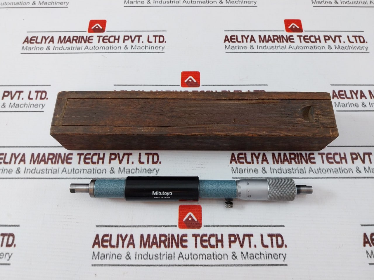 Mitutoyo Tubular Rod Inner Micrometer 200-225Mm Measuring Range