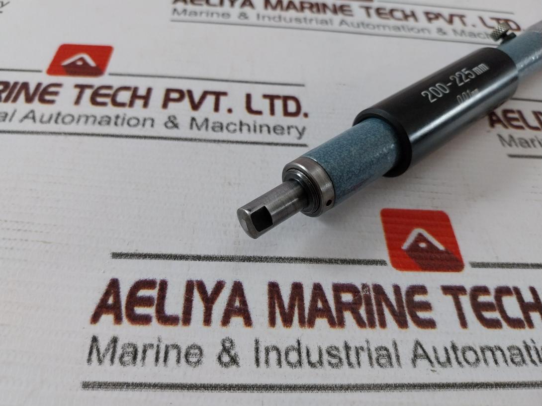 Mitutoyo Tubular Rod Inner Micrometer 200-225Mm Measuring Range