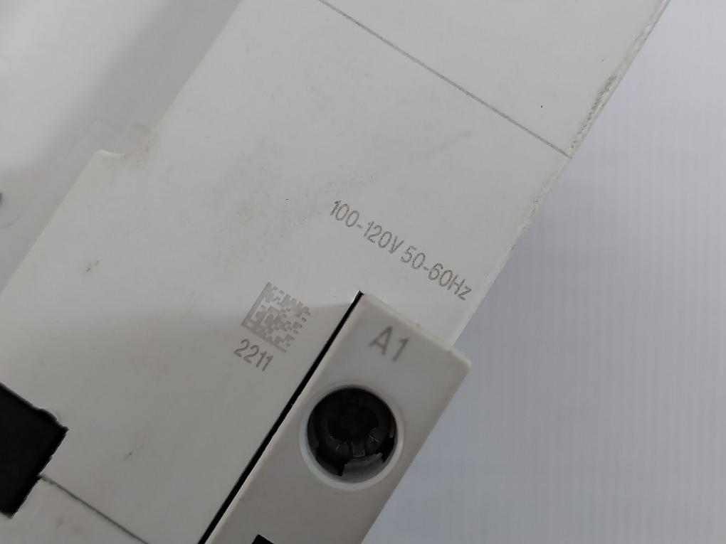 Moeller 100-120V 50/60Hz Contactor Dil M115