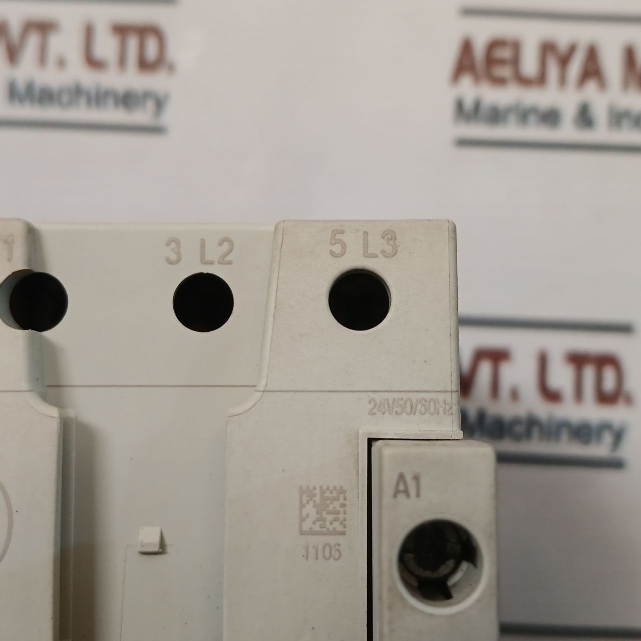 Moeller Dil M(C)50 3 Pole Contactor 24V 50/60Hz