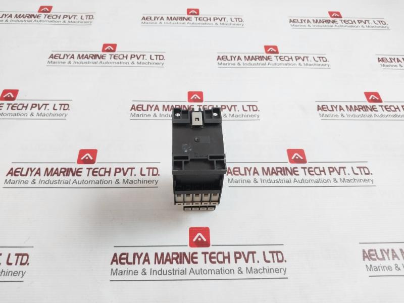 Moeller Dil M(C)9 Power Contactor With Auxiliary Contactor 3 Ph 600V Ac 8000V