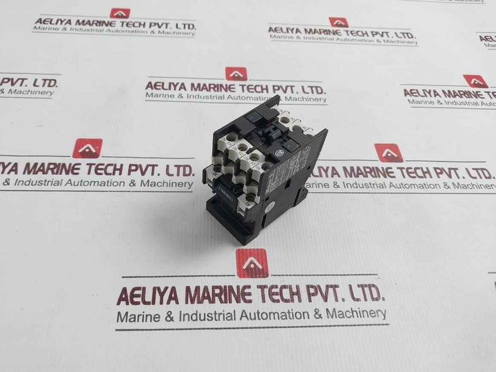 Moeller Dil R 40 Contactor Relay 110v-50/60hz-z-a600 P300