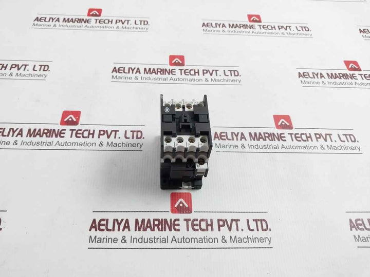 Moeller Dil R 40 Contactor Relay A600 P300/110V/50-60Hz-z