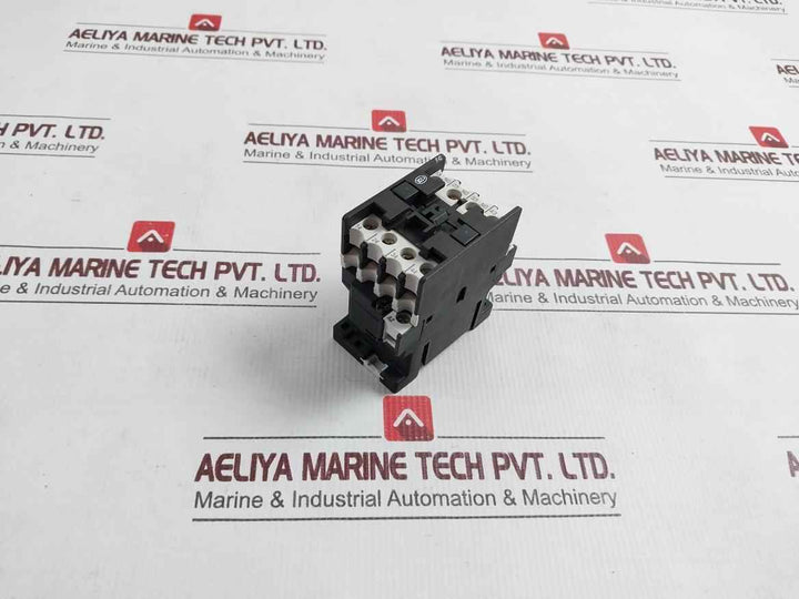 Moeller Dil R 40 Contactor Relay A600 P300/110V/50-60Hz-z