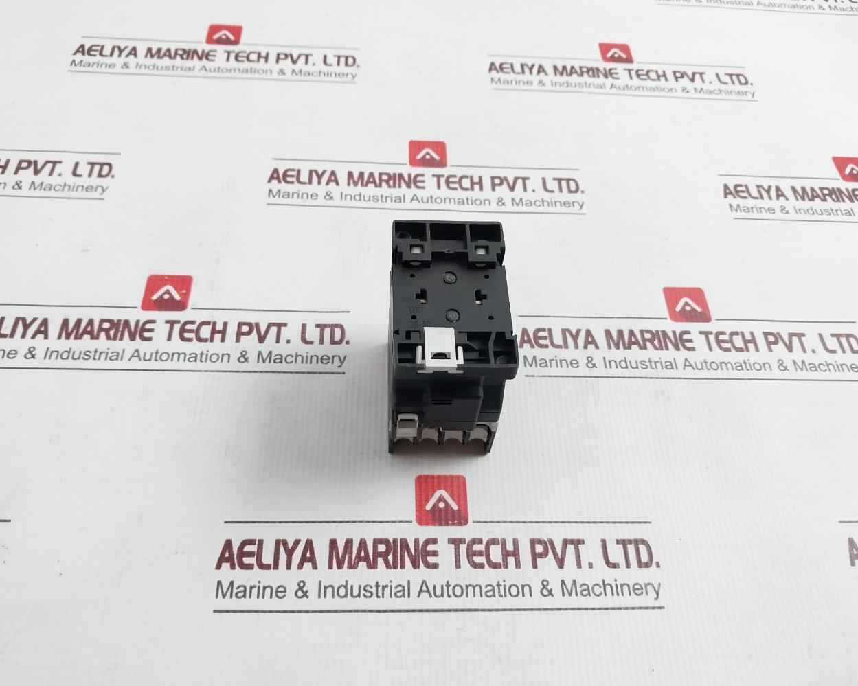Moeller Dil R 40 Contactor Relay A600 P300/110V/50-60Hz-z