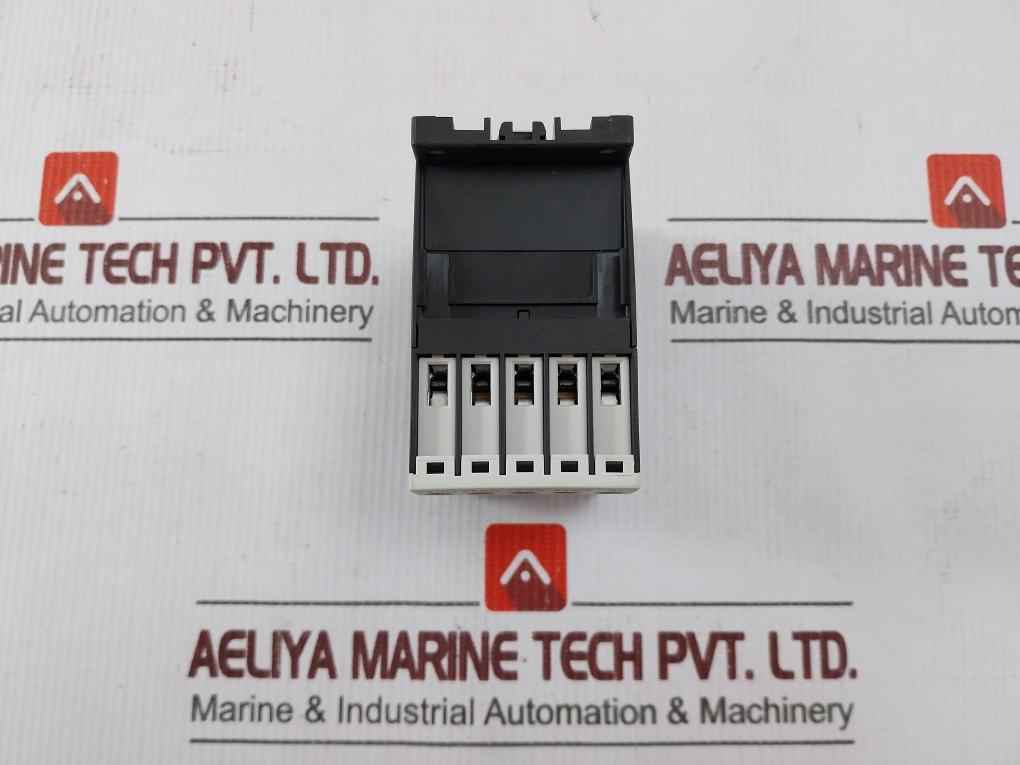 Moeller Dila-40 Aux.contactor 24v Gs 6s/20b 3th82 75c