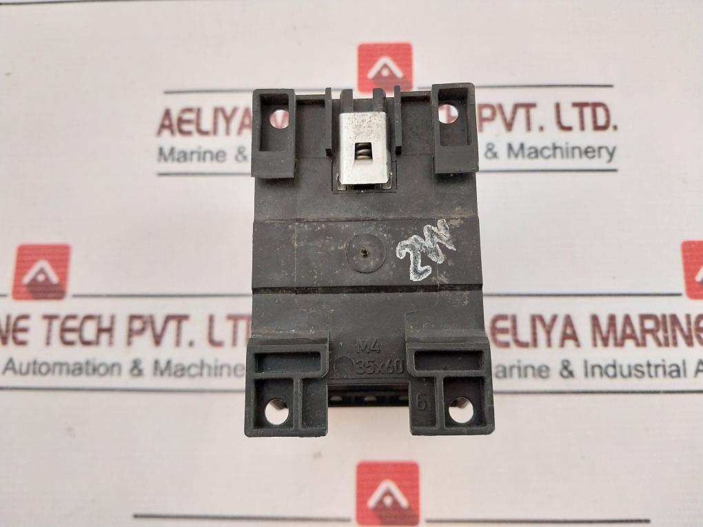 Moeller Dilm9-10 Contactor 24V 50/60Hz