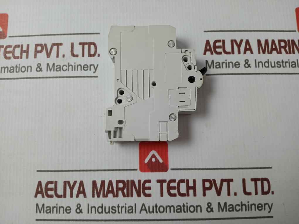 Moeller Fazn C10 Circuit Breaker 277 Vac