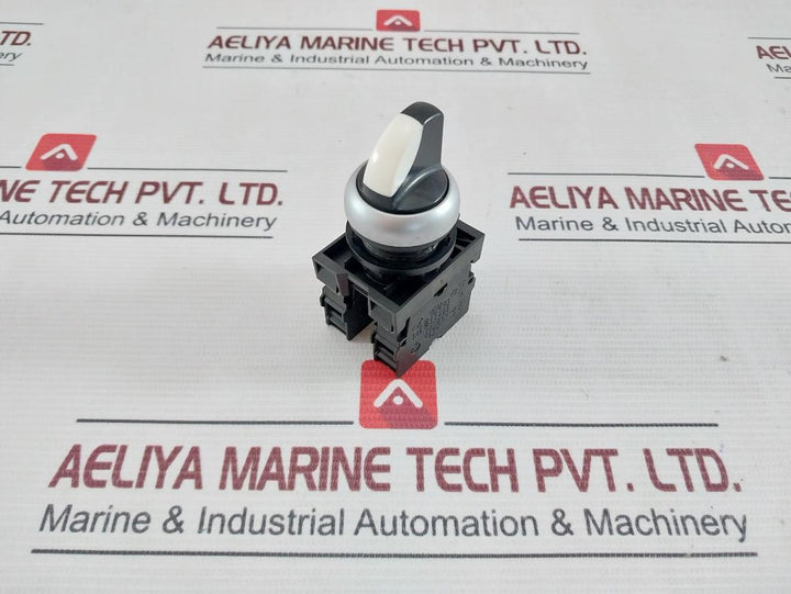 Moeller M22-k10 Selector Switch A600 Q300 10A 600Vac A006657 6Kv
