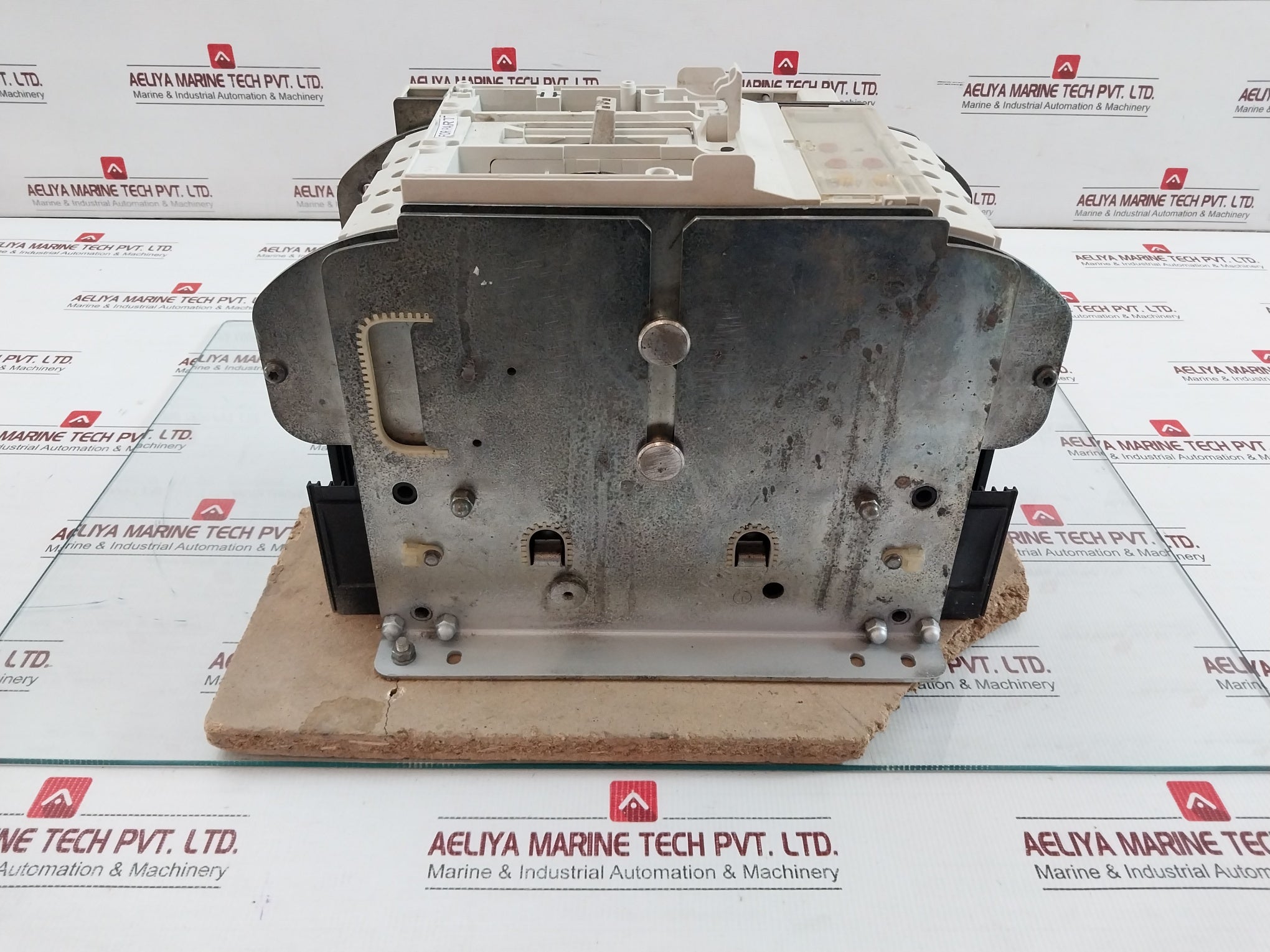 Socket Base Molded Case Circuit Breaker Nzm 3-xav Moeller 690V