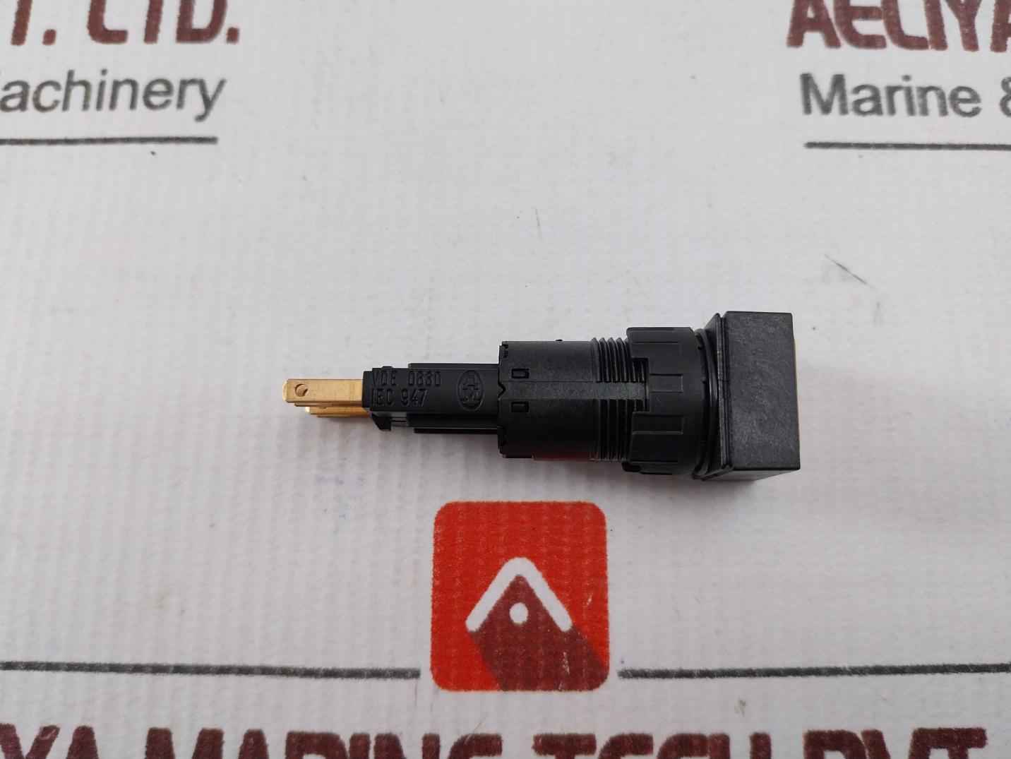 Moeller Vde 0660 Pilot Lamp Yellow 250v 1w