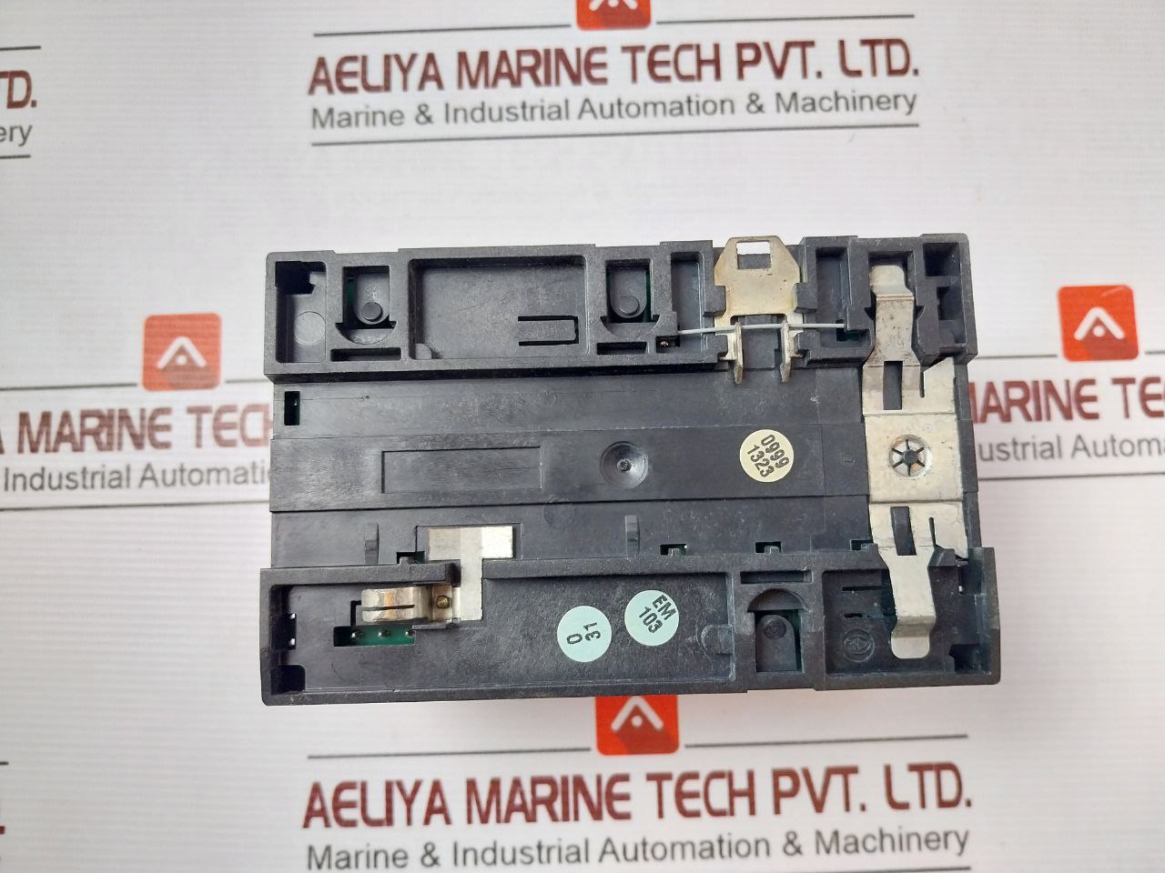 Moeller Ps4-201-mm1 Programmable Logic Controller 24Vdc 0.8A 8Dig 2Ana