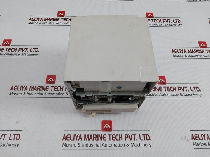 Molded Case Circuit Breaker Nzm 3-xr Moeller 208-240Vac
