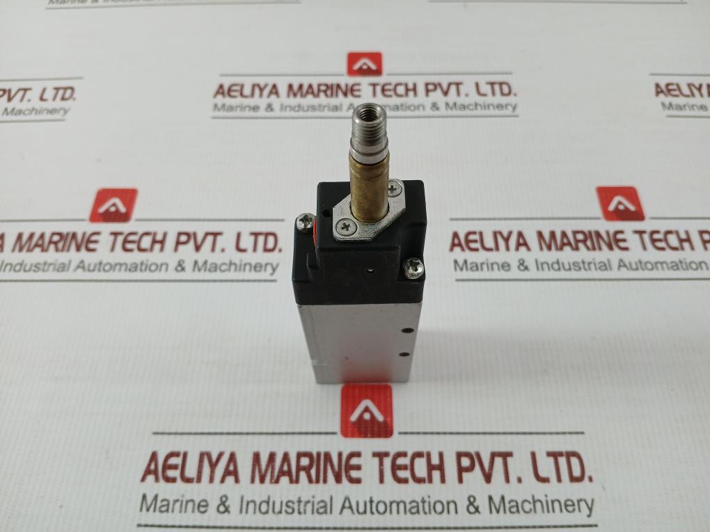 Monostable Pneumatic Valve 10Bar Camozzi 354-015-02