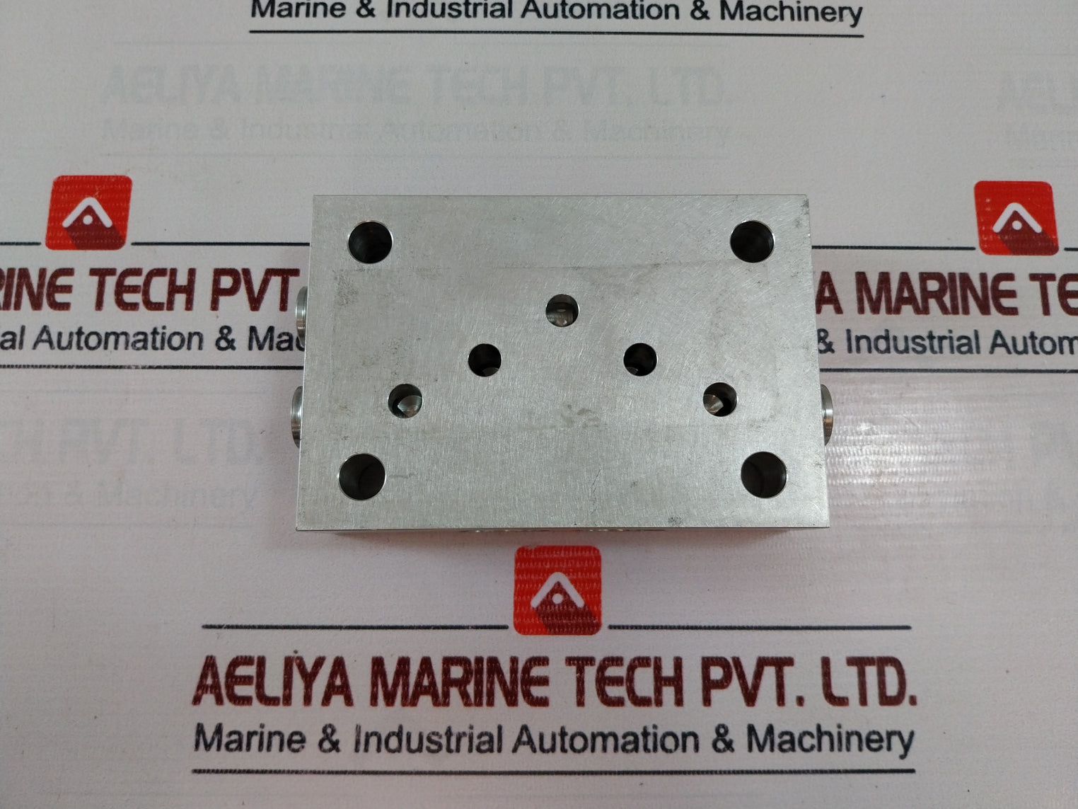 Moog B67425-001 Intermediate Plate