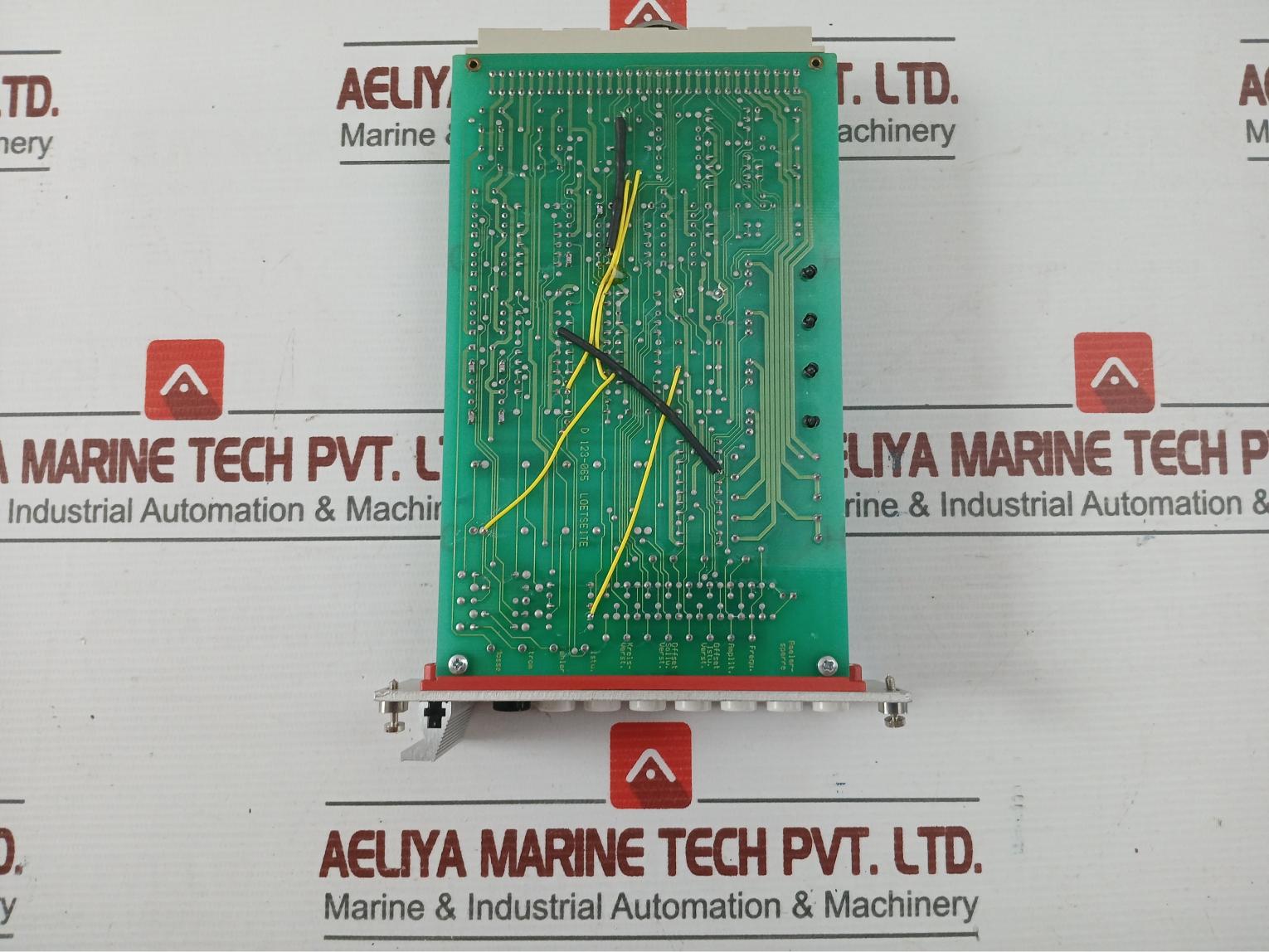 Moog D123F065-a031