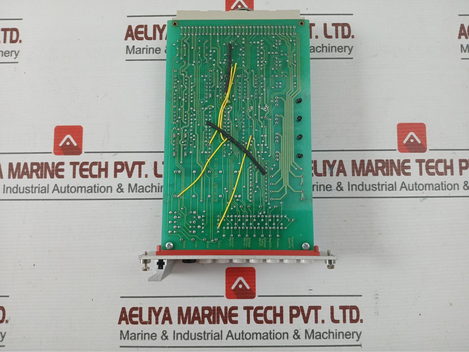 Moog D123F065-a031