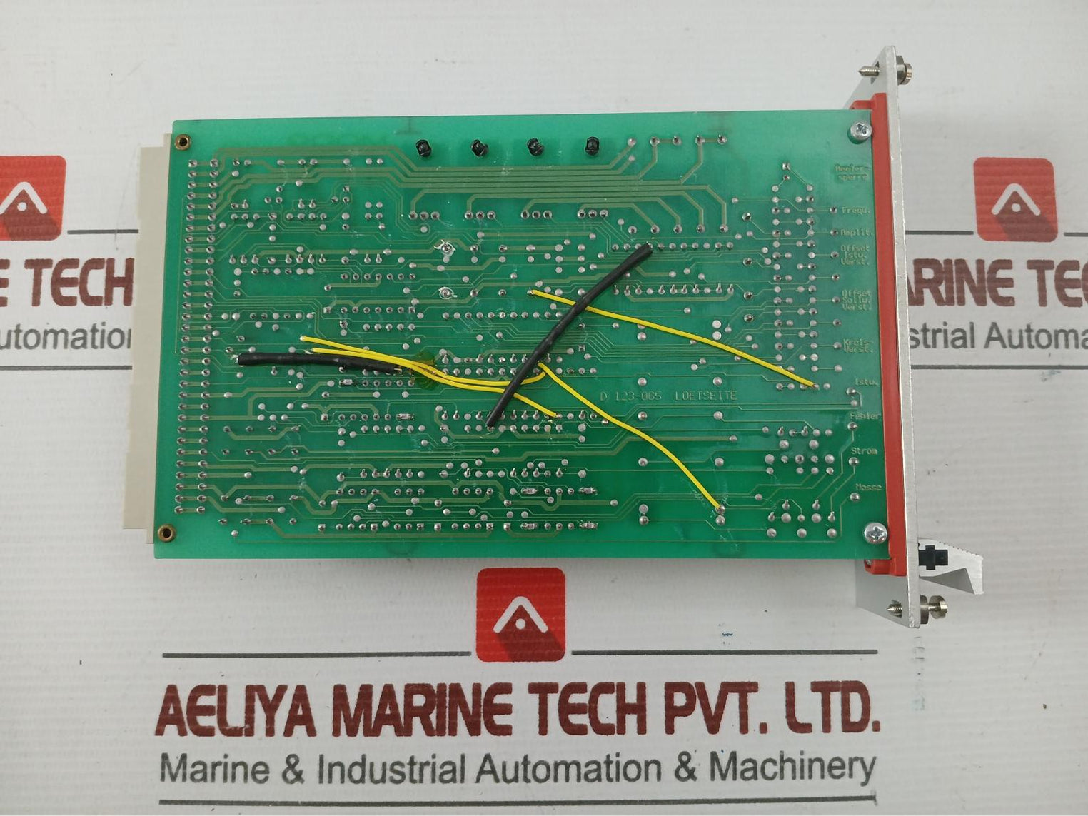 Moog D123F065-a031