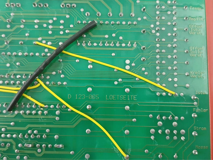 Moog D123F065-a031