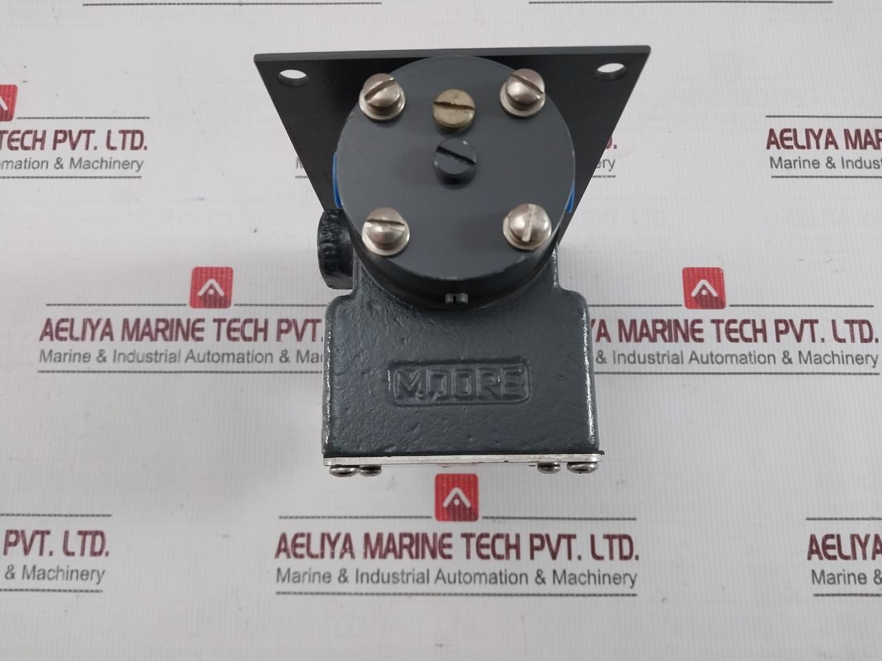 Moore 77-16 I/P Transducer