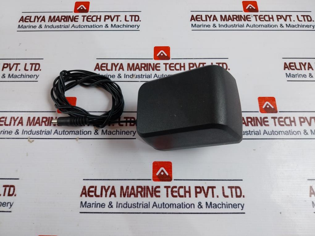 Motorola HTN9000C Battery Charger with I.T.E. Power Supply Adapter 48180090-C5