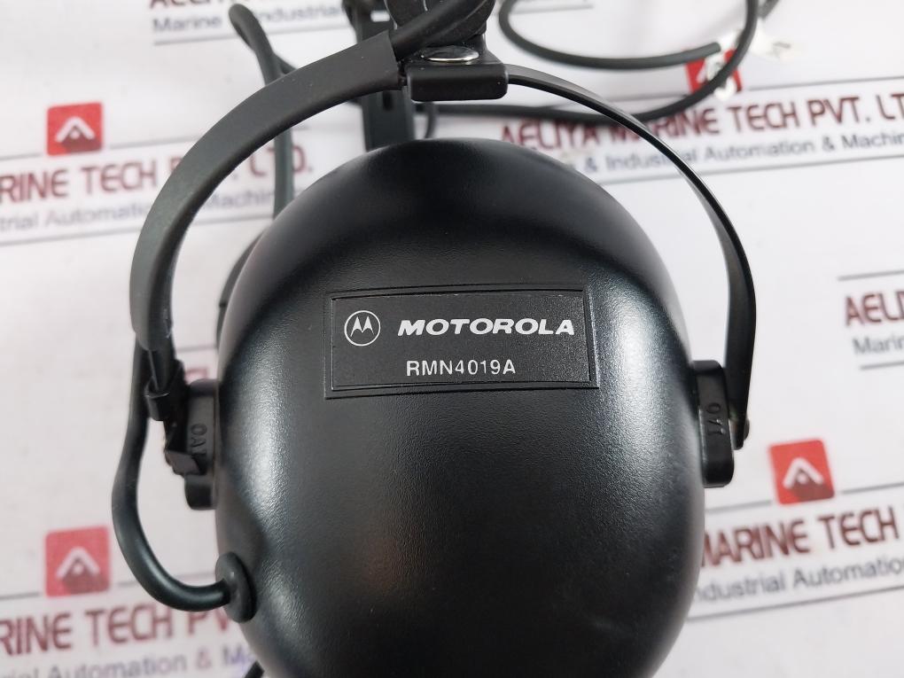 Motorola Rmn4019a Medium Weight Headset With Noise Cancelling Boom Microphone