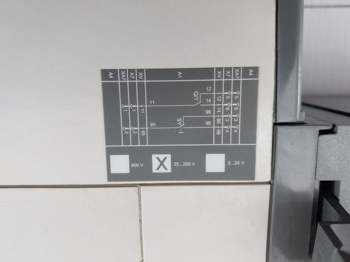 Moulded Case Circuit Breaker Breaking With Accessories Abb Sace Tmax T4V 250