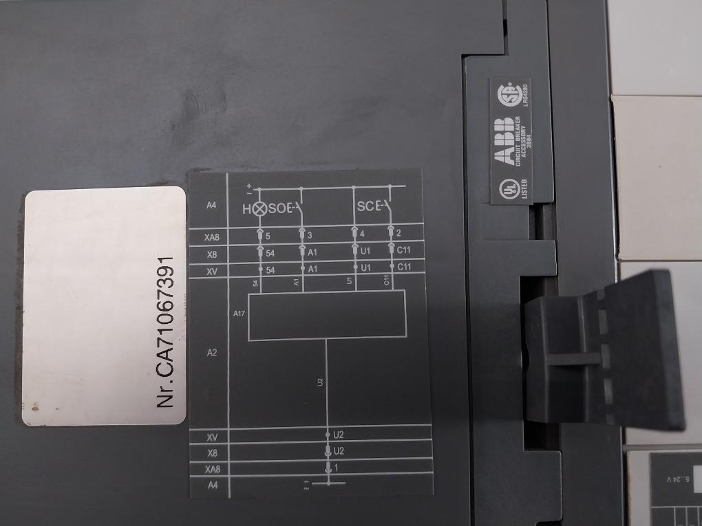Moulded Case Circuit Breaker Breaking With Accessories Abb Sace Tmax T4V 250