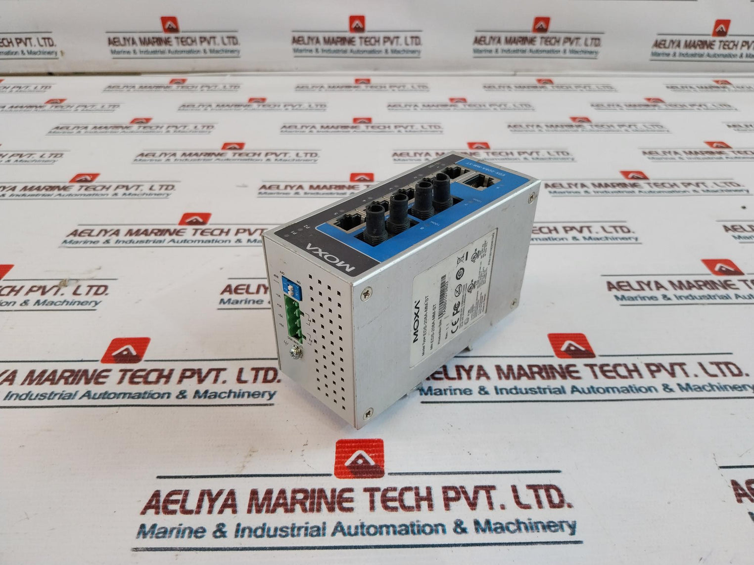 Moxa EDS-208A-MM-ST Ethernet Switch Rev 1.1 50/60Hz